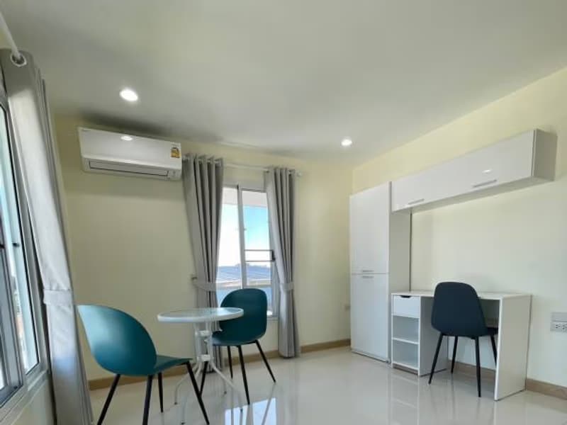 Townhome for rent/sale