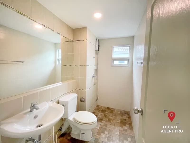 House for Sale in Prawet.