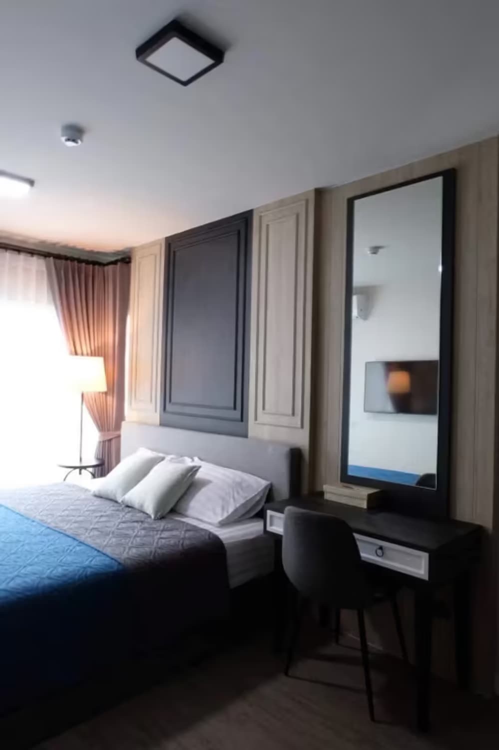 2 Bedroom Condo - Image 1