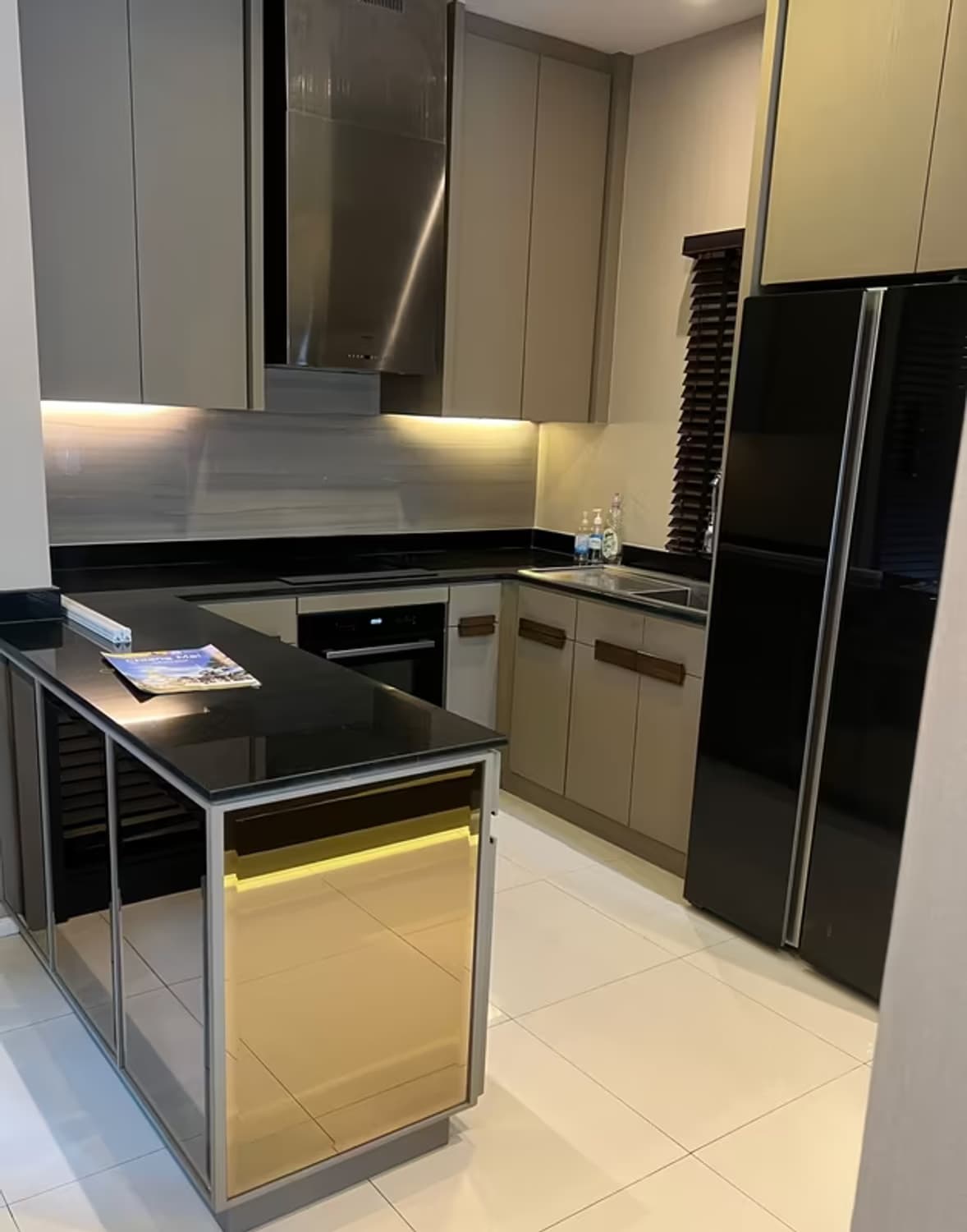 4 Bedroom House - Image 6