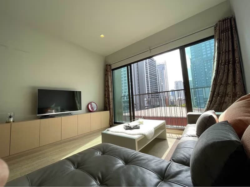 Condo for Rent at Noble Refine