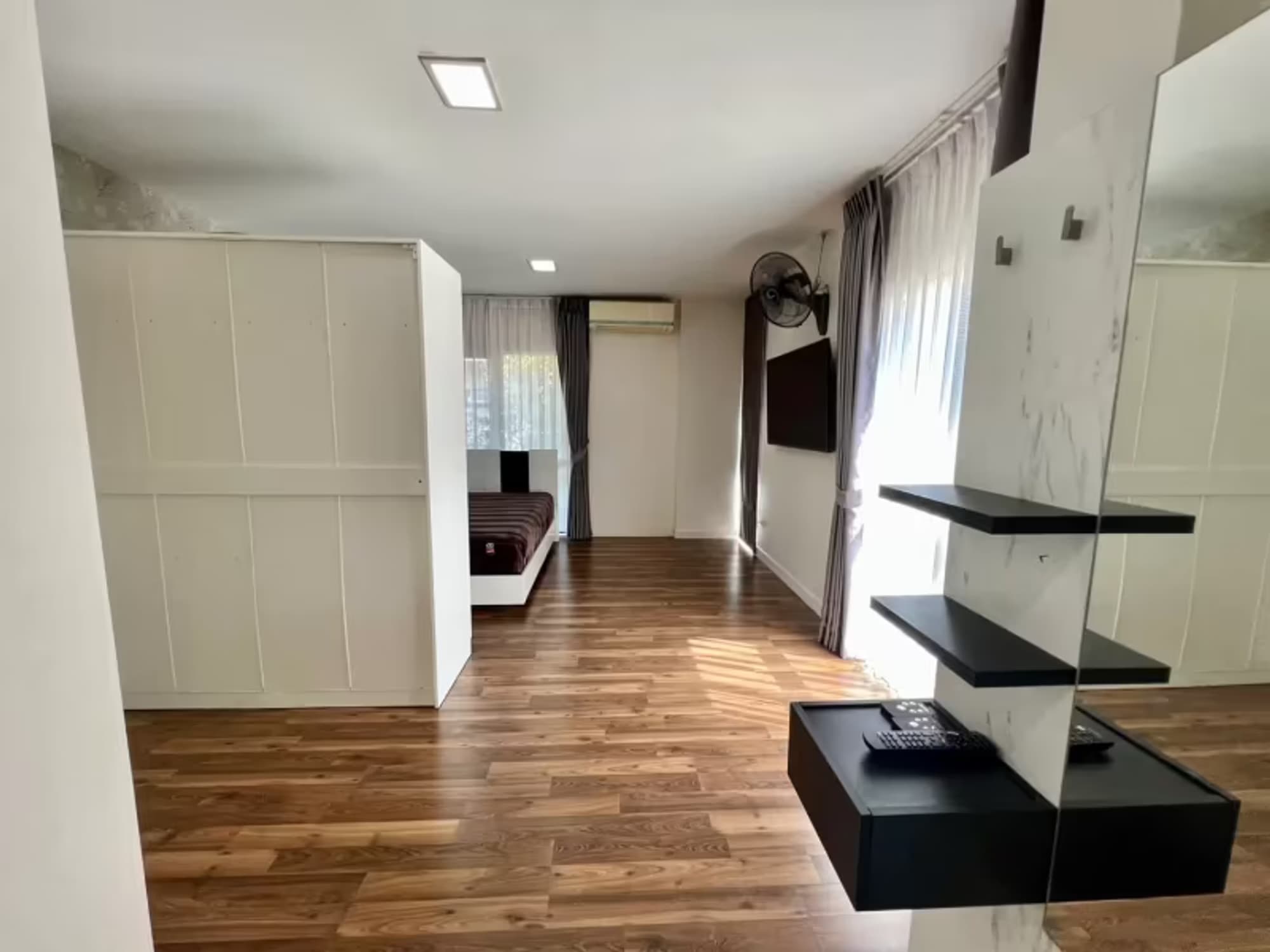 3 Bedroom House - Image 23