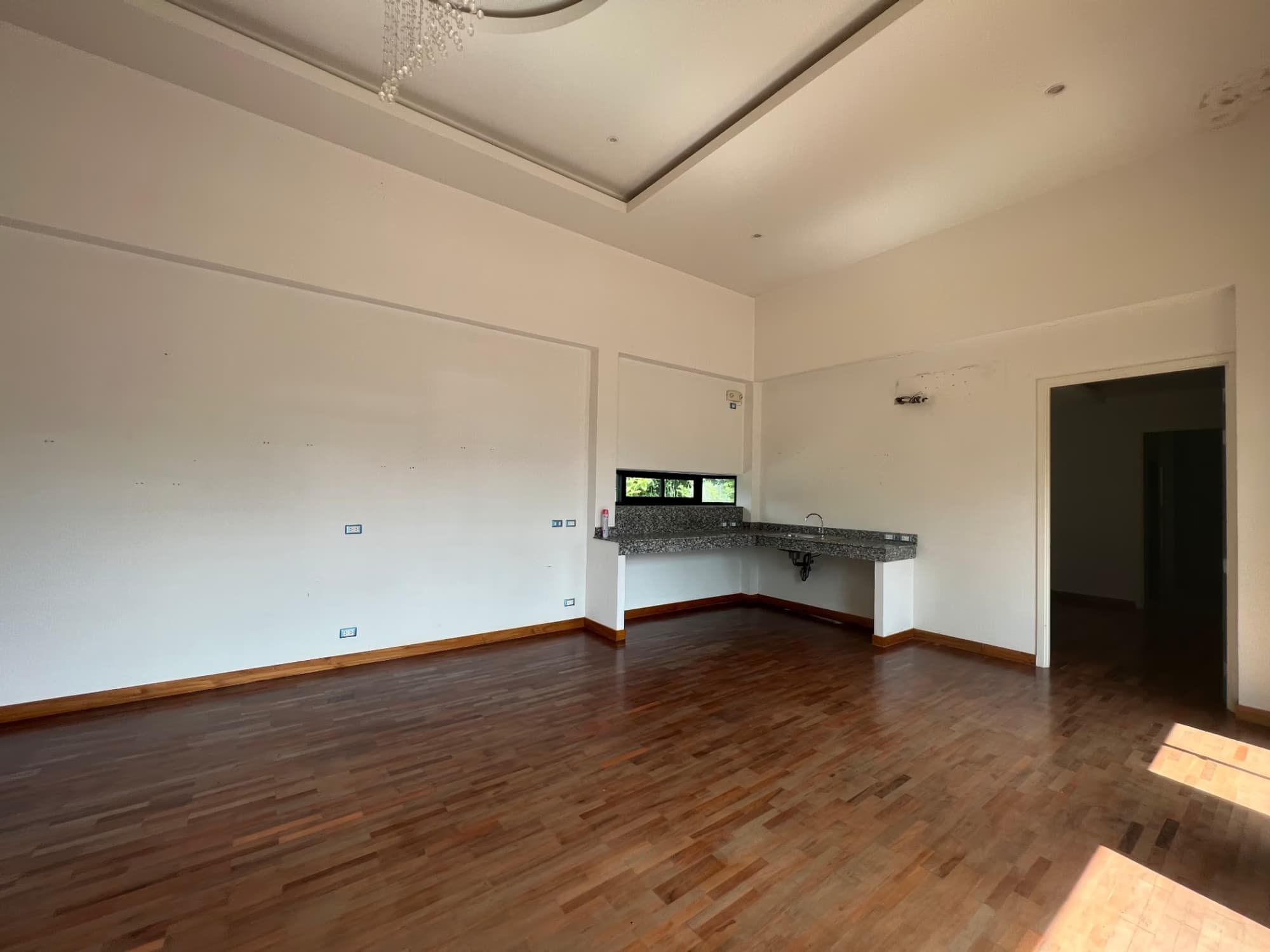 3 Bedroom House - Image 2