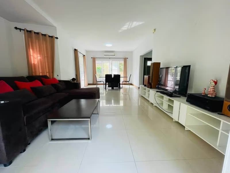 4 Bed House for Rent in Hang Dong
