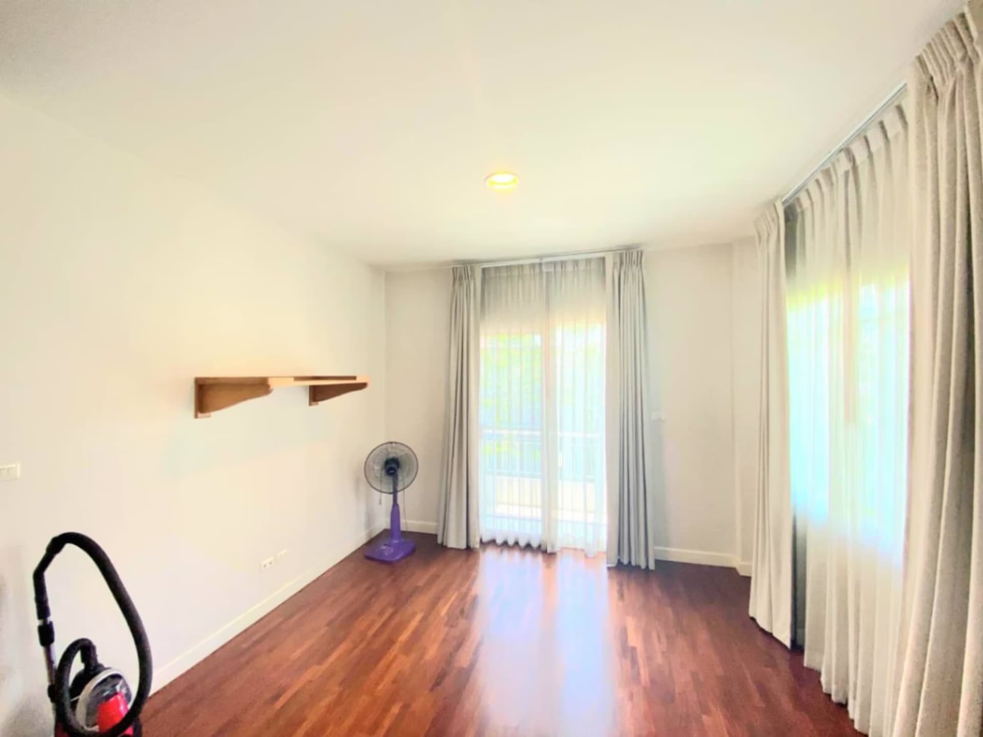 4 Bedroom House for Rent in Mae Hia, Mueang Chiang Mai - Image 9