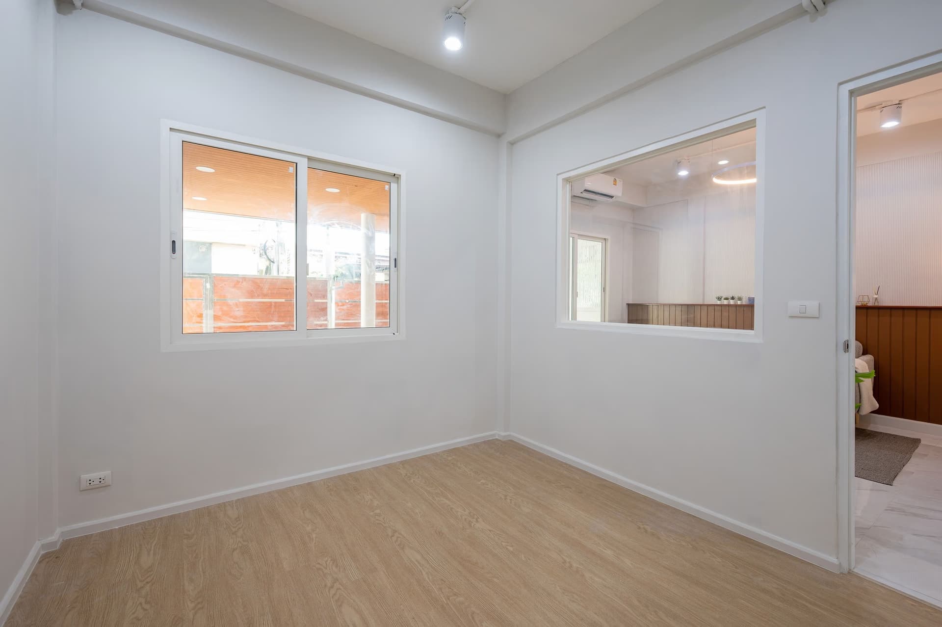 3 Bedroom Townhouse for Rent,Sale - Image 9