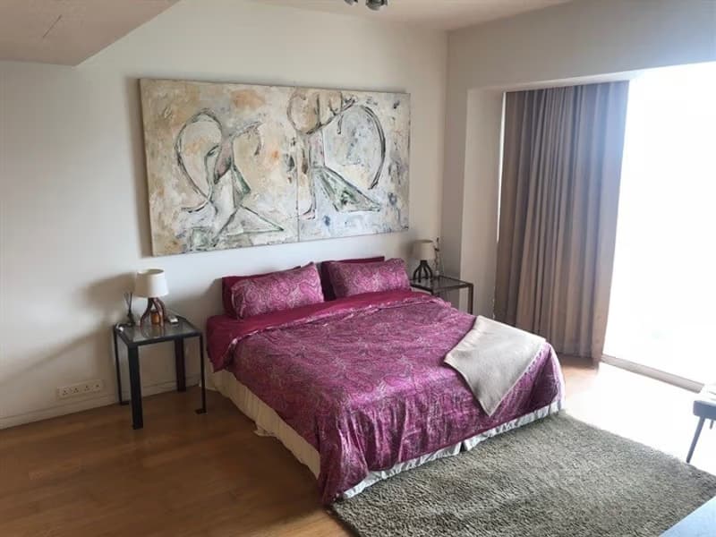 3 Bed Condo for Sale in Sathon