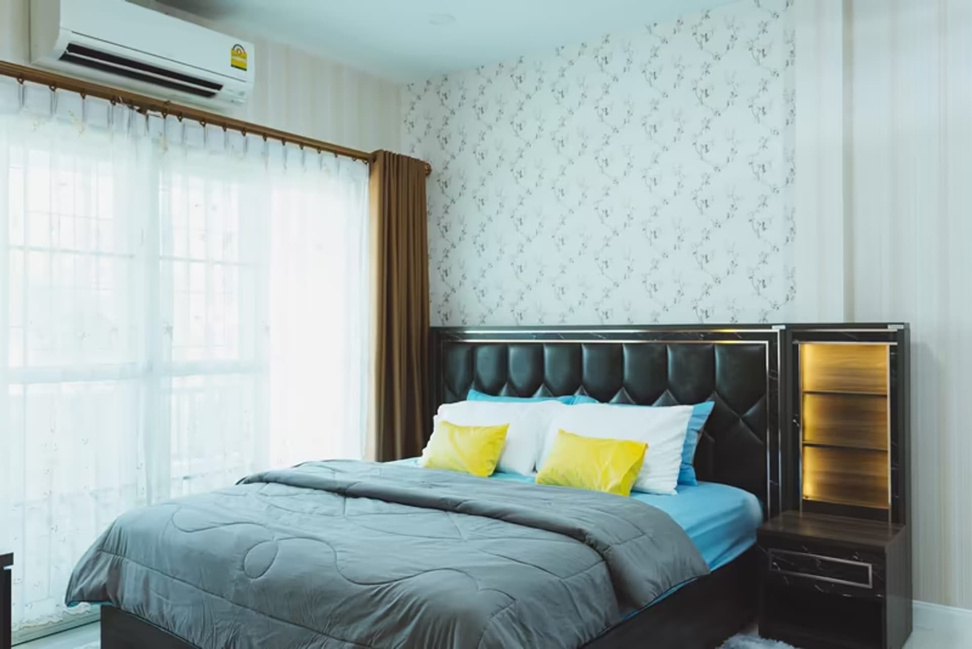 4 Bedroom House - Image 3