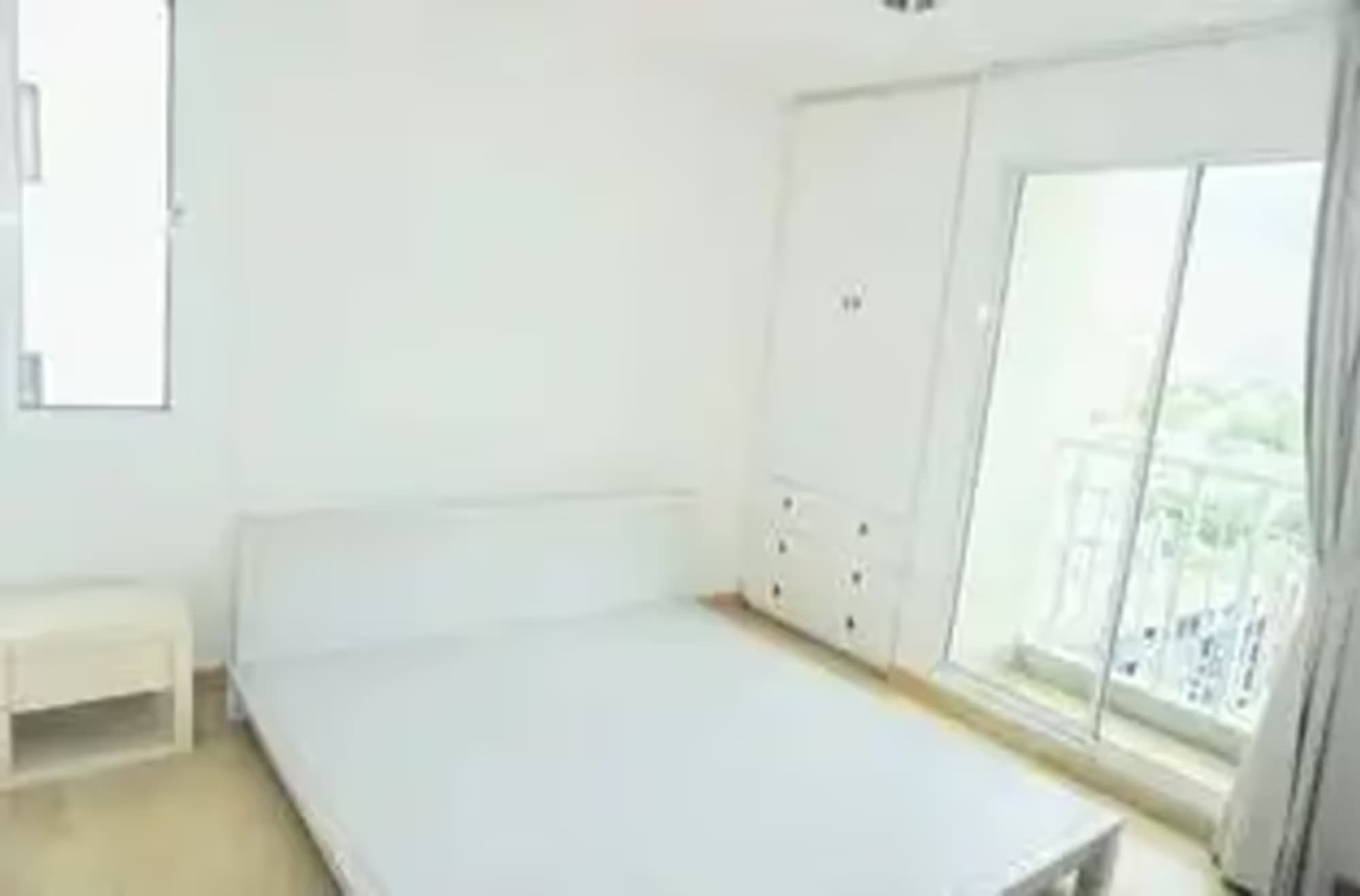 Condo for Rent at 59 Heritage - Image 7