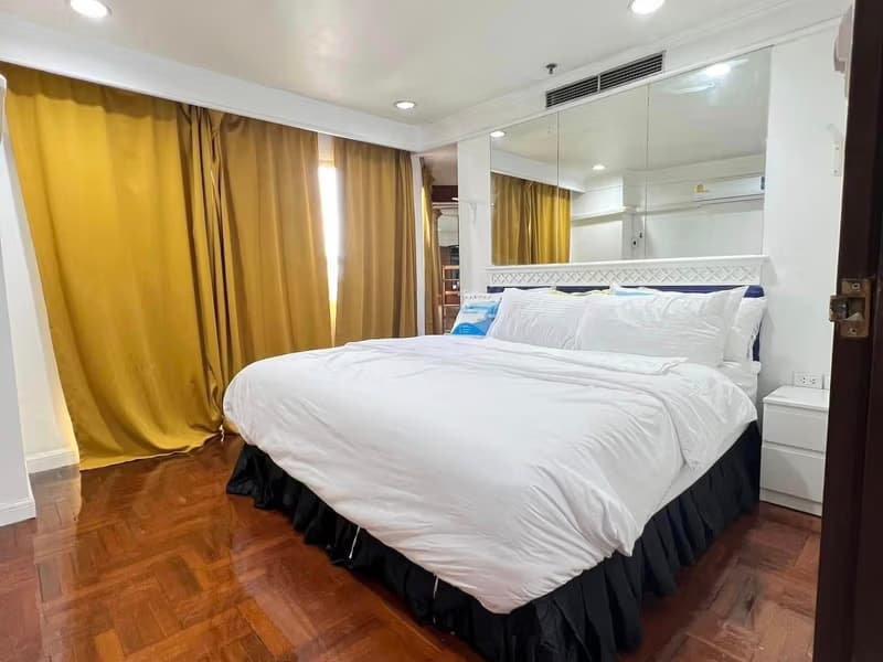 2 Bed Condo for Rent in Ratchathewi
