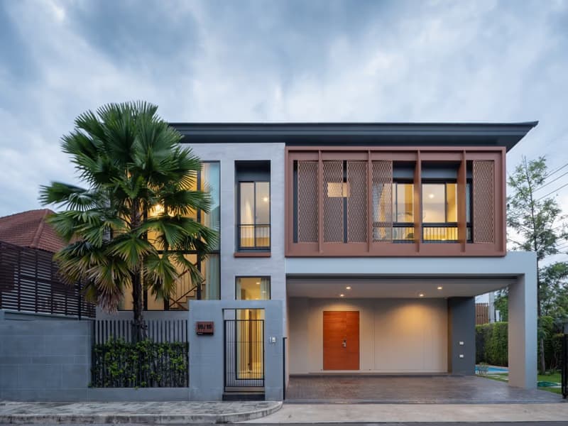 4 Bedroom House