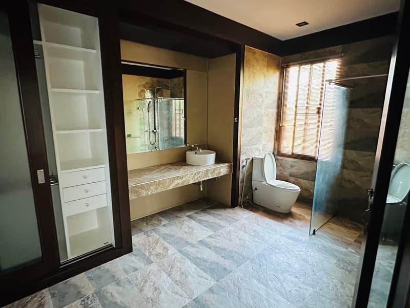 5 Bed House for Sale in Mueang Chiang Mai