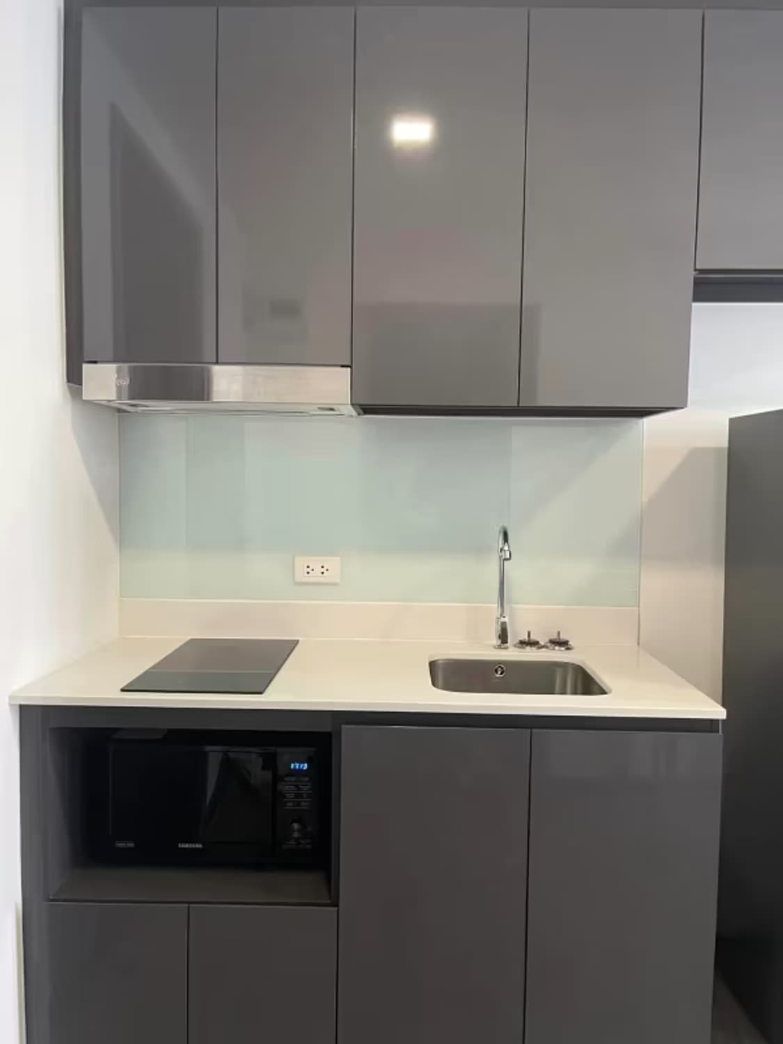 1 Bedroom Condo - Image 5