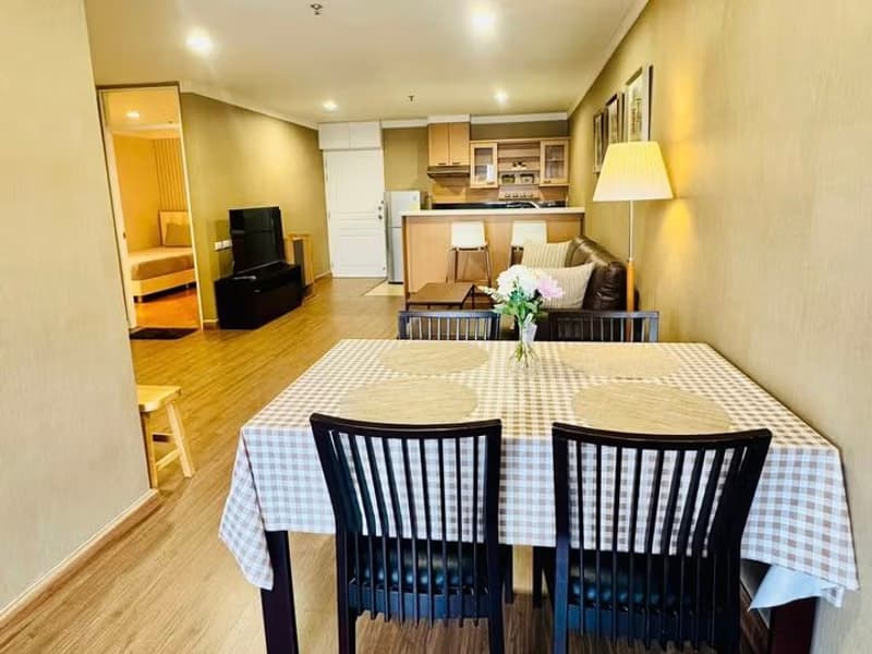 2 Bed Condo for Rent in Khlong Toei