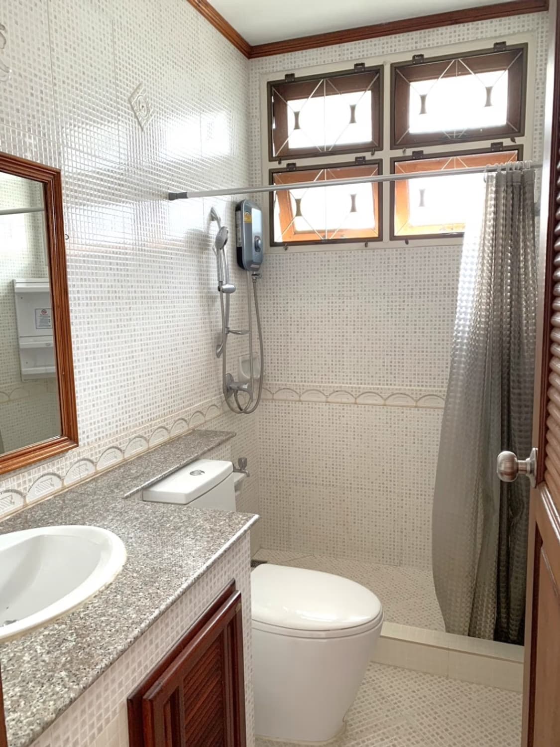 3 Bed House for Rent and Sale in Mueang Chiang Mai District - Image 17