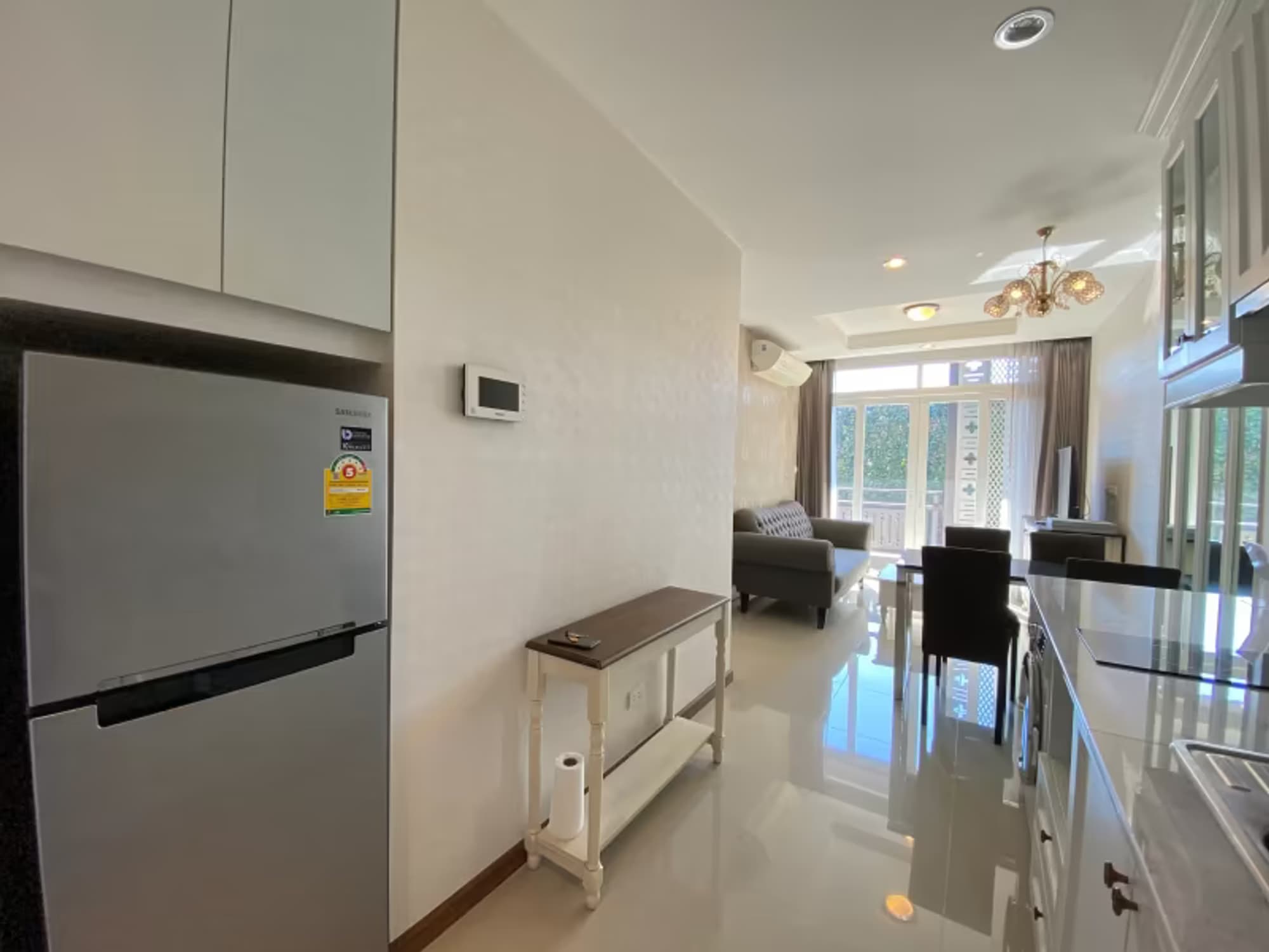 1 Bedroom Condo - Image 4