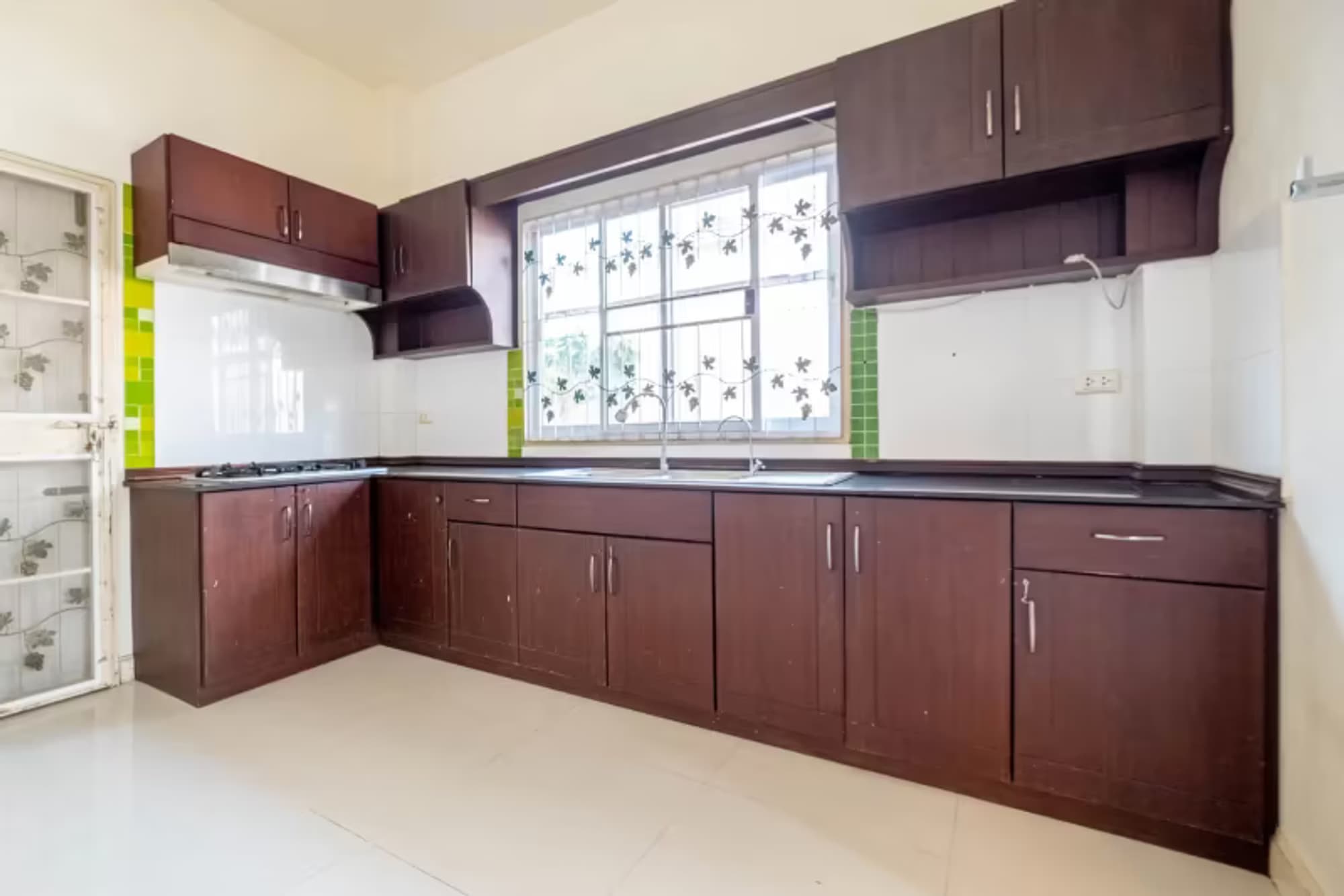 3 Bedroom House - Image 3