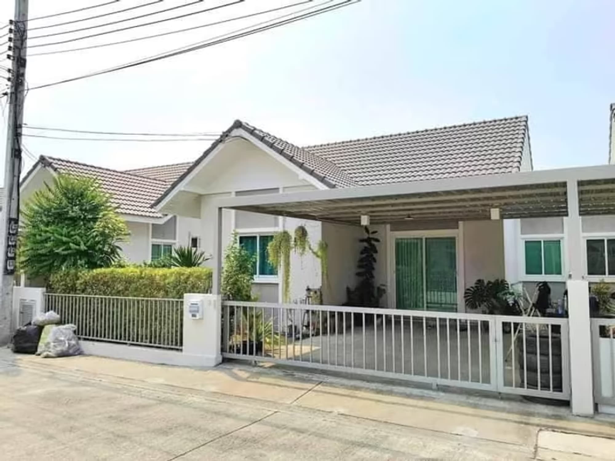 2 Bedroom House - Image 1