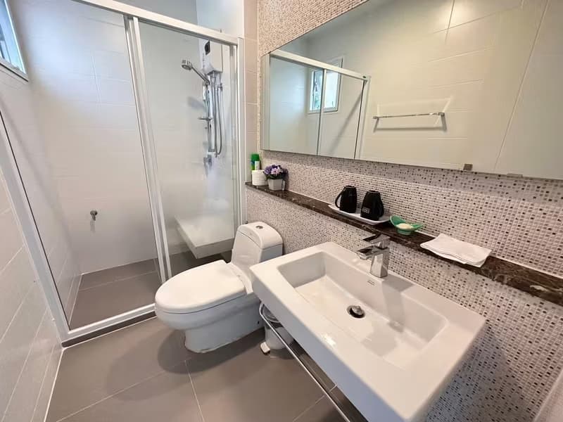 5 Bedroom House  for rent/sale at Siwalee Lake View