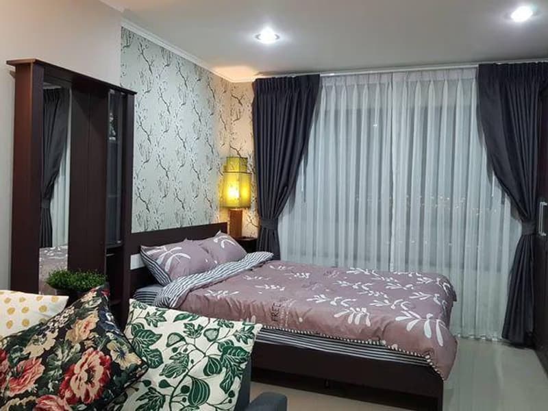Studio for Rent in Suan Luang