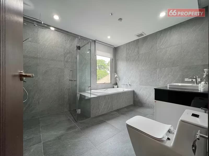 3 Bedroom Condo