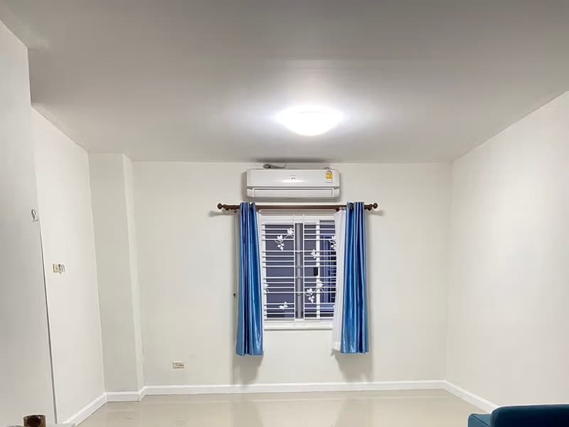 3 Bed House for Rent in Saraphi
