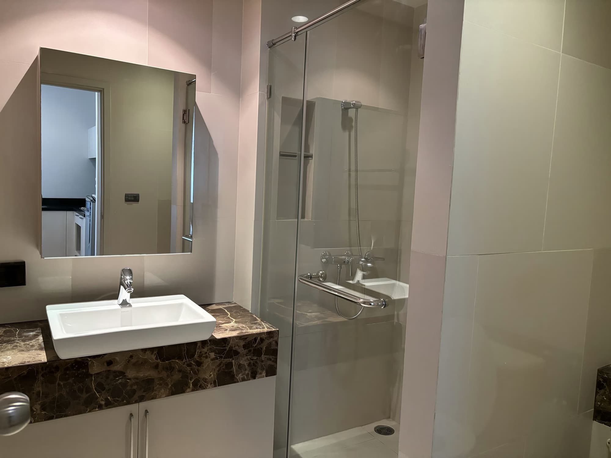 2 ห้องนอน Condo สำหรับ จำหน่าย ใน 	คลองสาน - Image 7