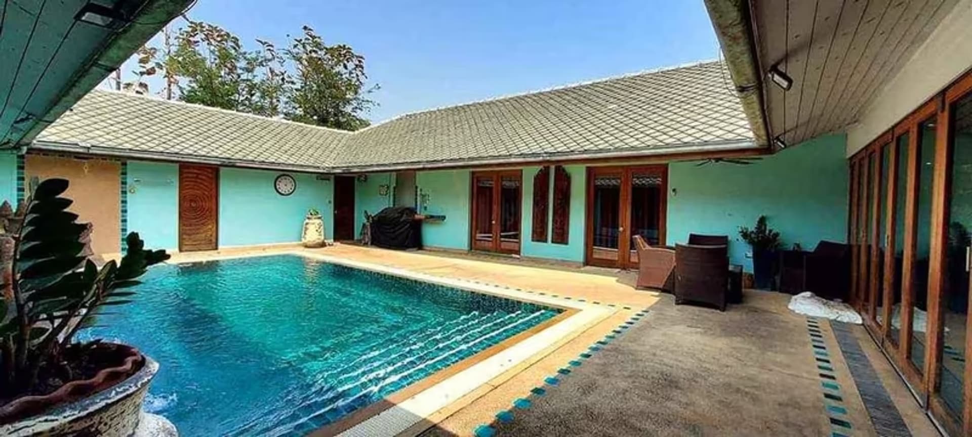 4 Bedroom House - Image 19