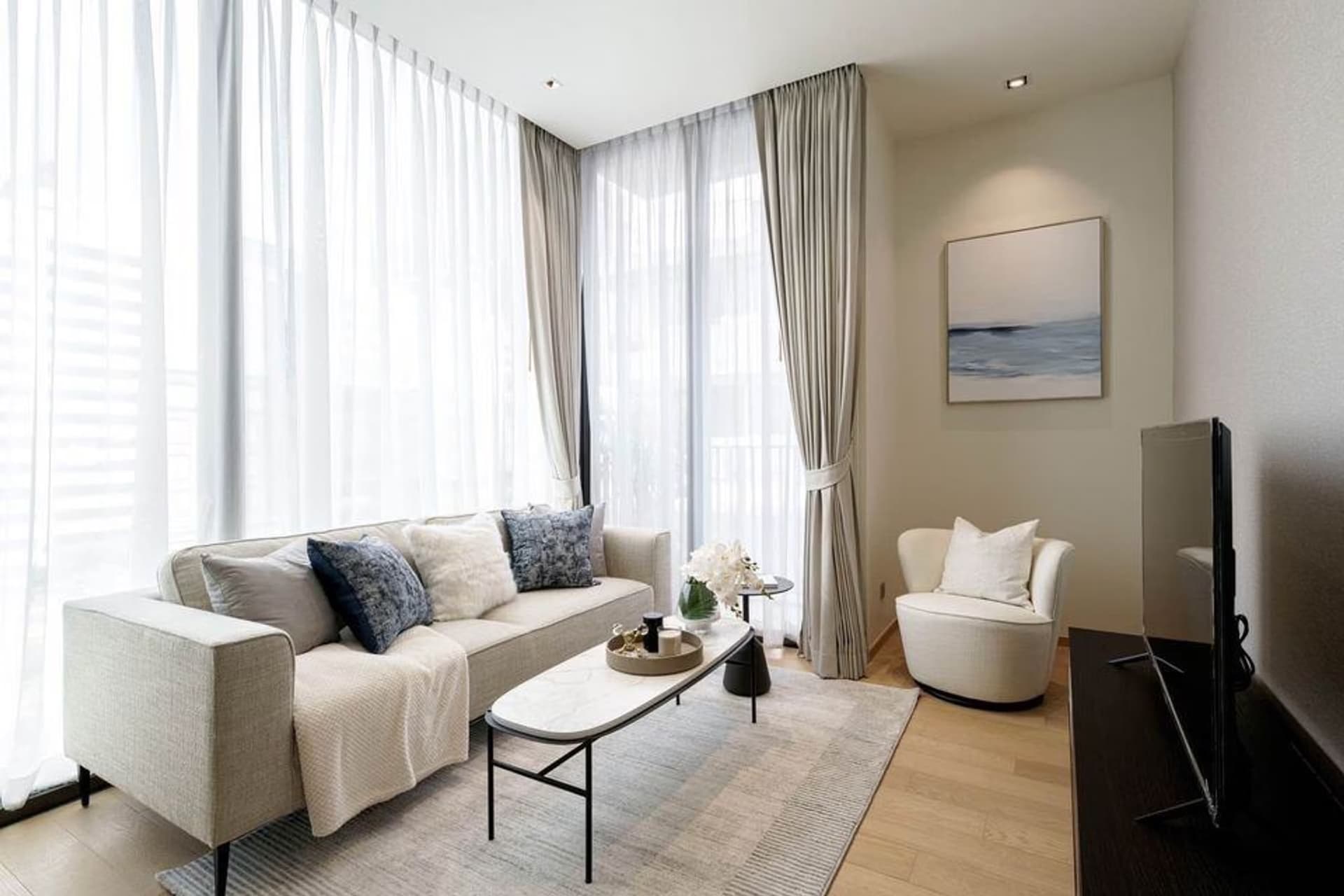 2 Bed Condo for Rent  Near Chit Lom BTS - Image 1