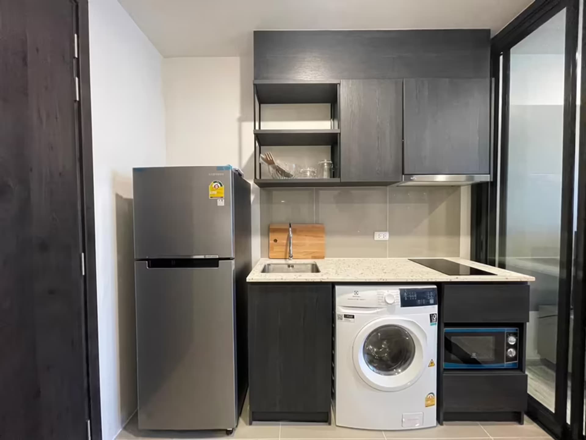 1 Bedroom Condo - Image 2