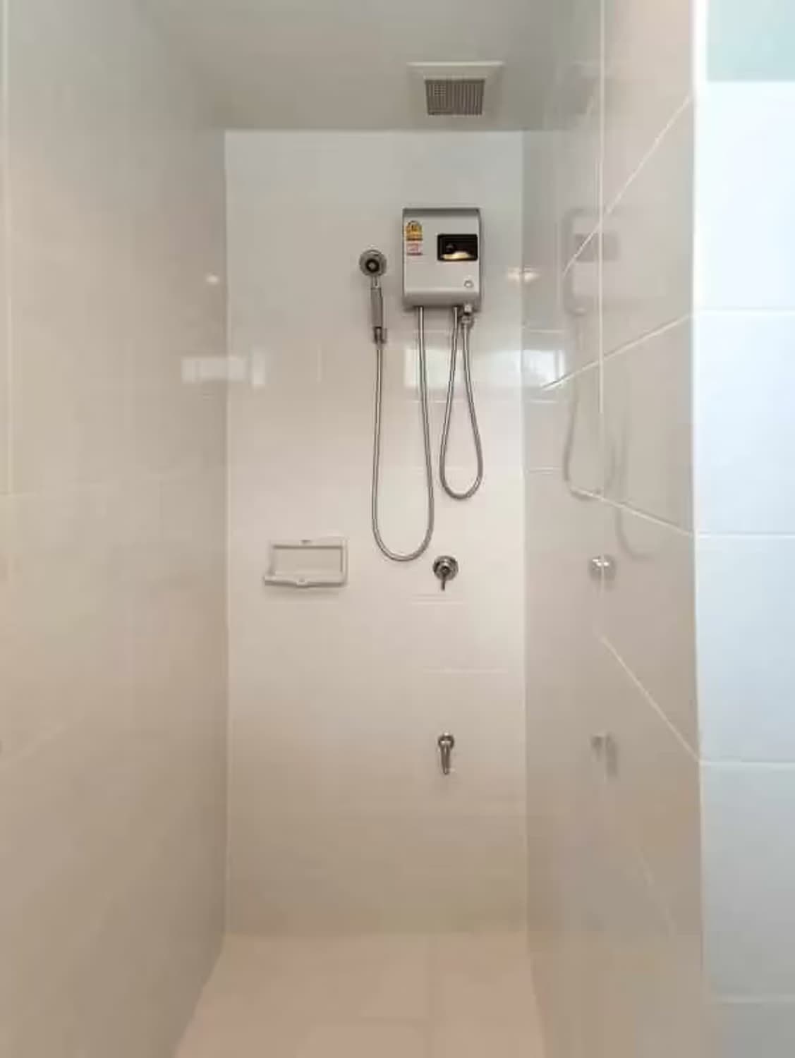 2 Bedroom House - Image 12