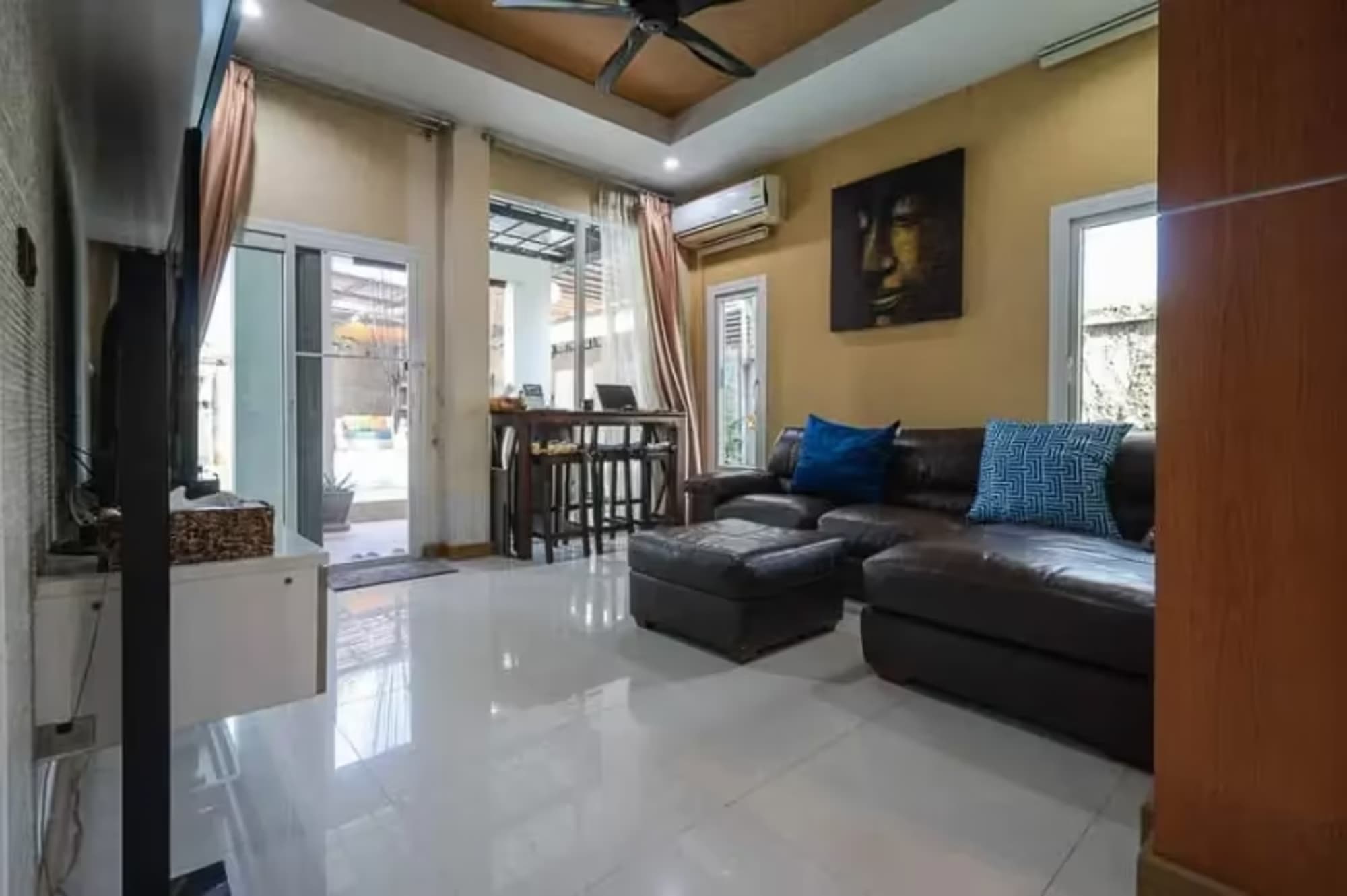 4 Bedroom House - Image 21