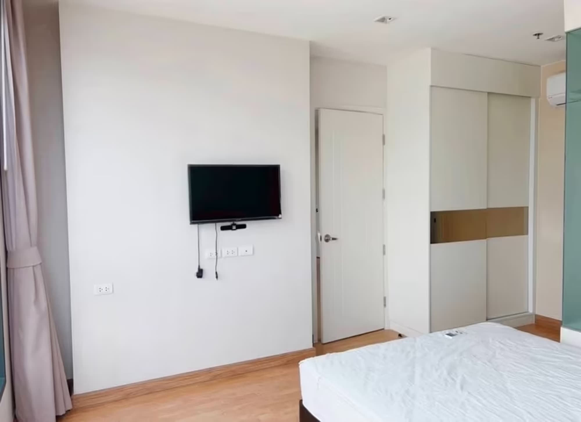 Condo for Rent at Q House Sukhumvit 79 - Image 5