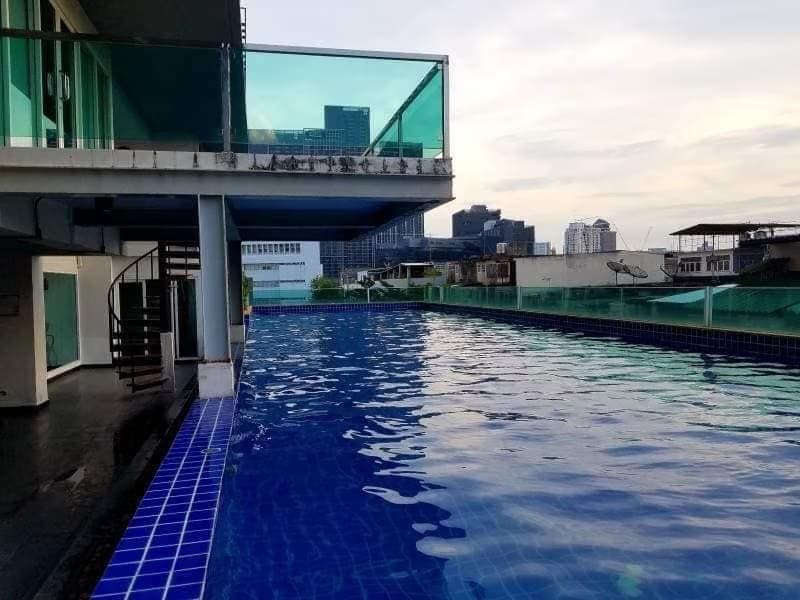 Condo for Sale at Regent Orchid