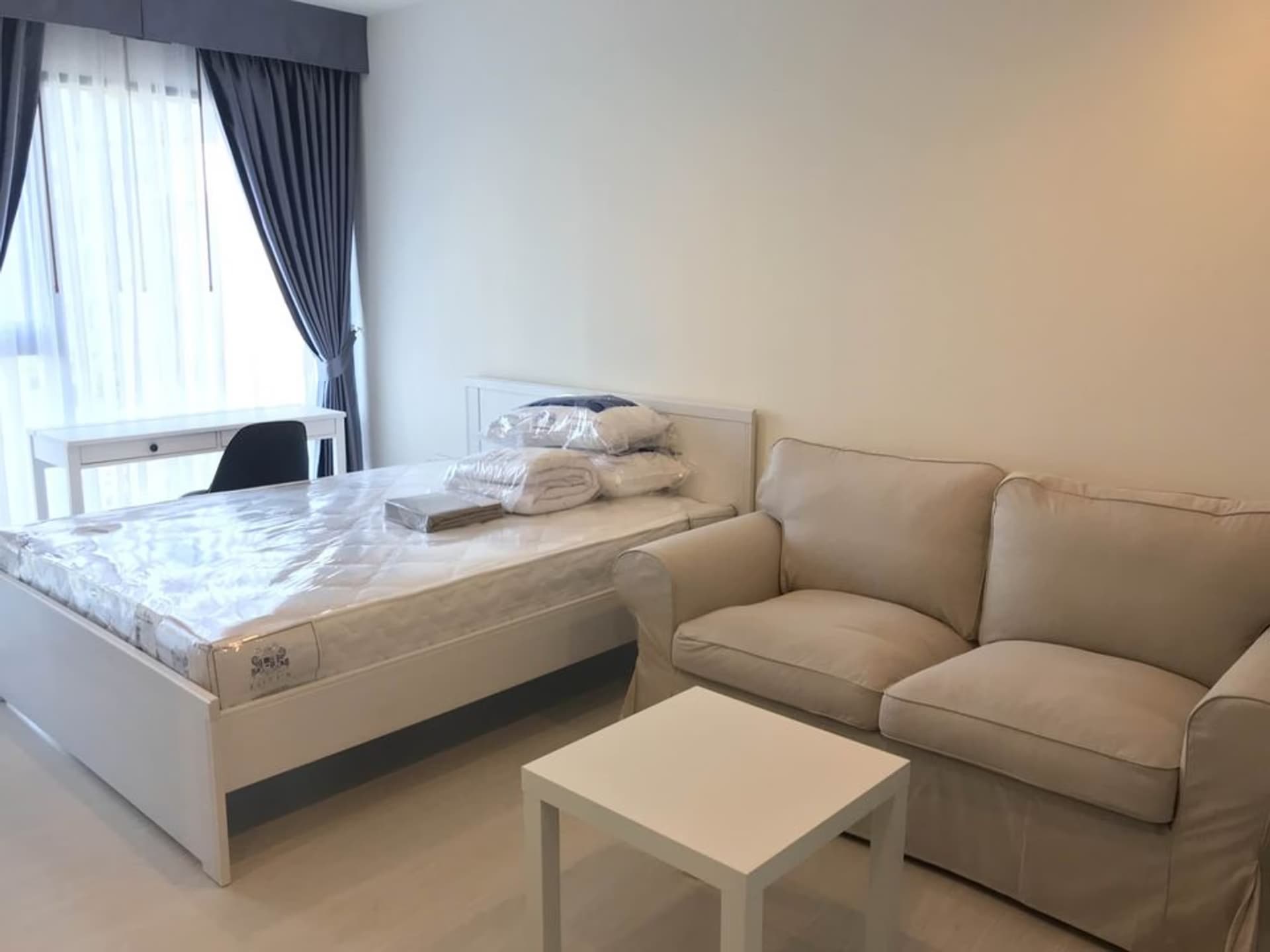 undefined Bed Condo for Rent and Sale in Khlong Toei - Image 2