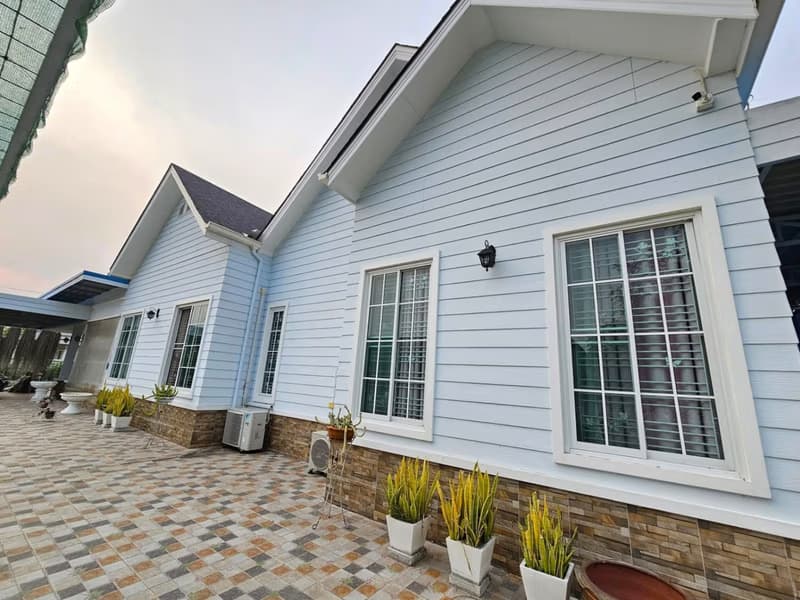 4 Bed House for Sale in Doi Saket District