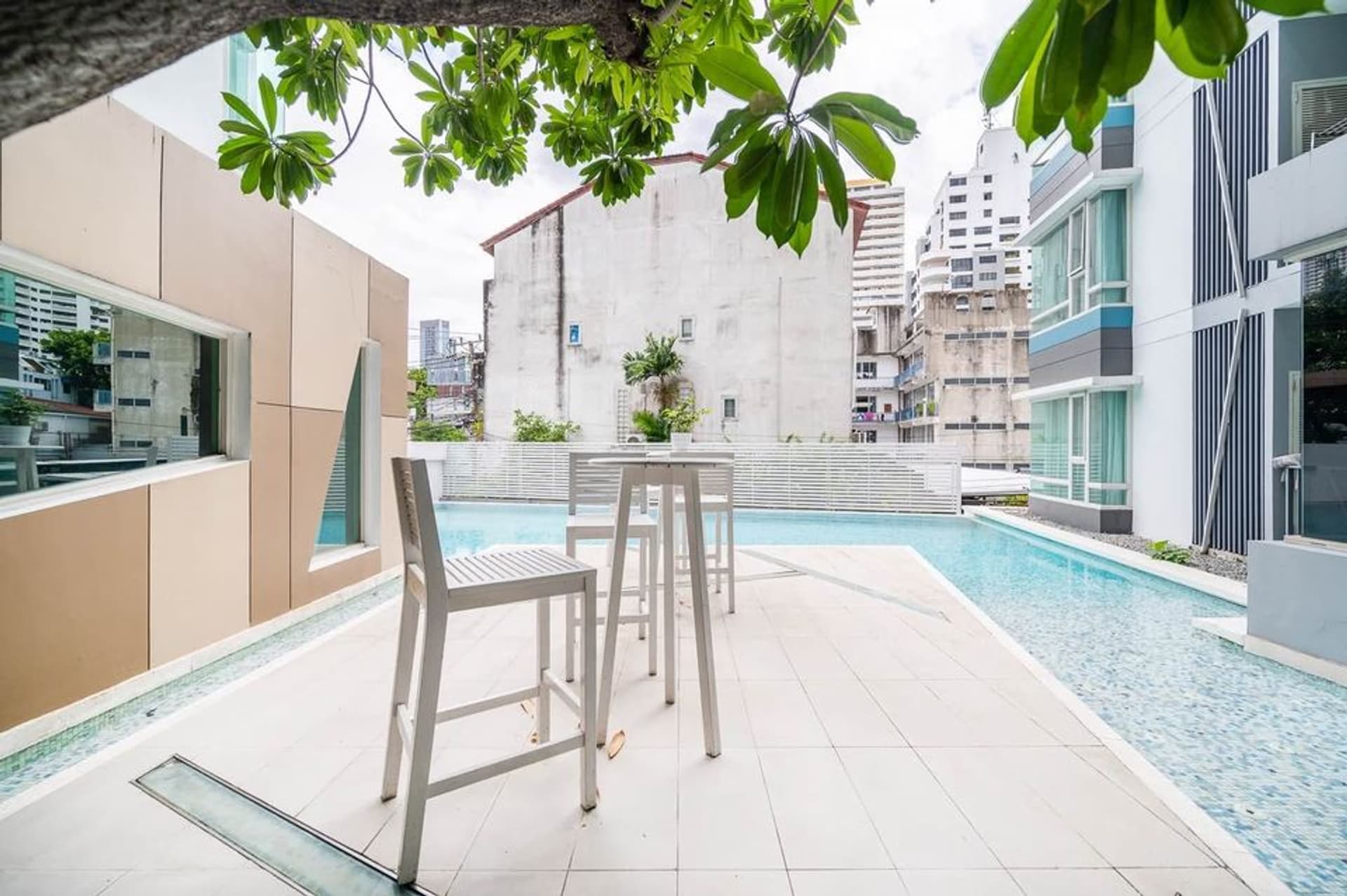 Condo for Sale at The Crest Sukhumvit 49 - Image 4