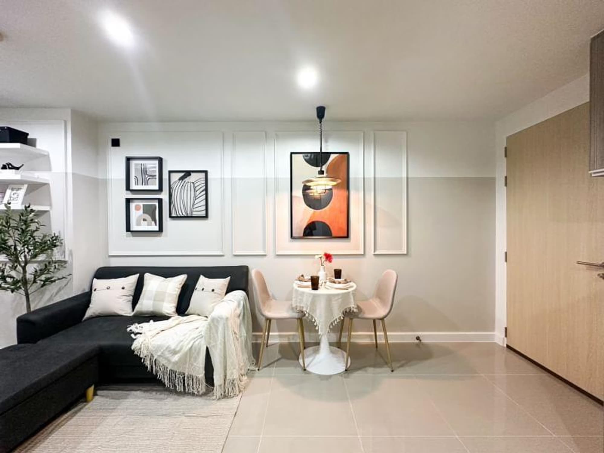 1 Bed Condo for Sale in Phra Khanong - Image 11