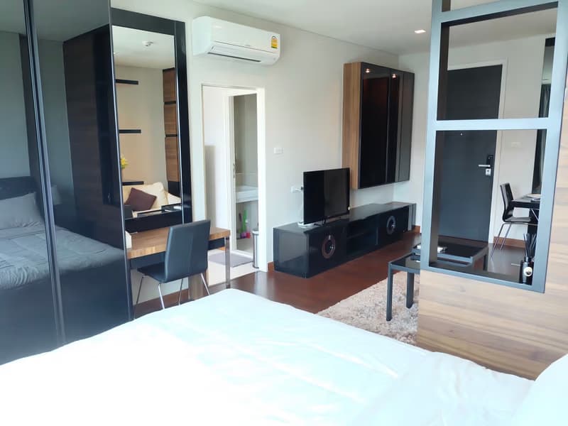 Ivy Thonglor 23
