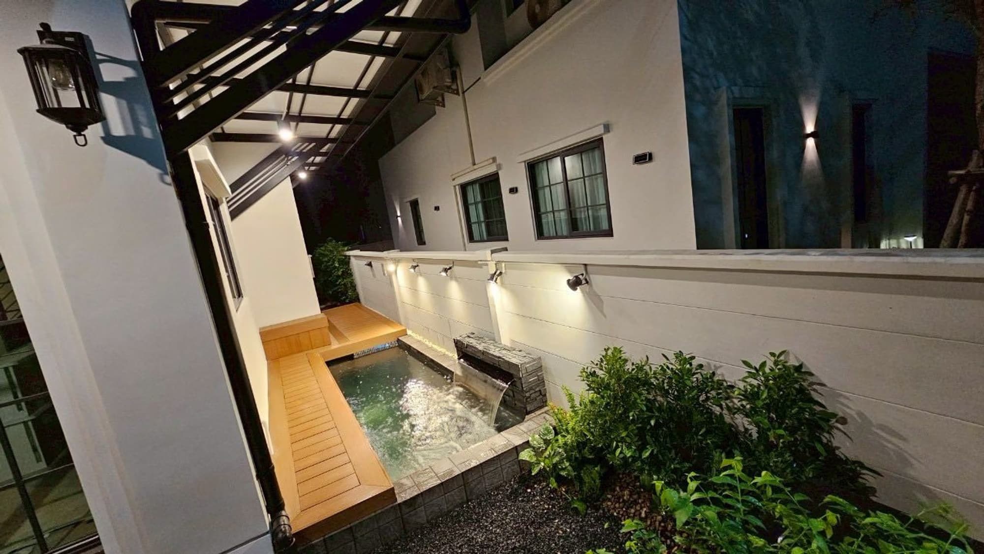 4 ห้องนอน บ้าน สำหรับ ขาย ใน Bang Phli, Samut Prakan - Image 9