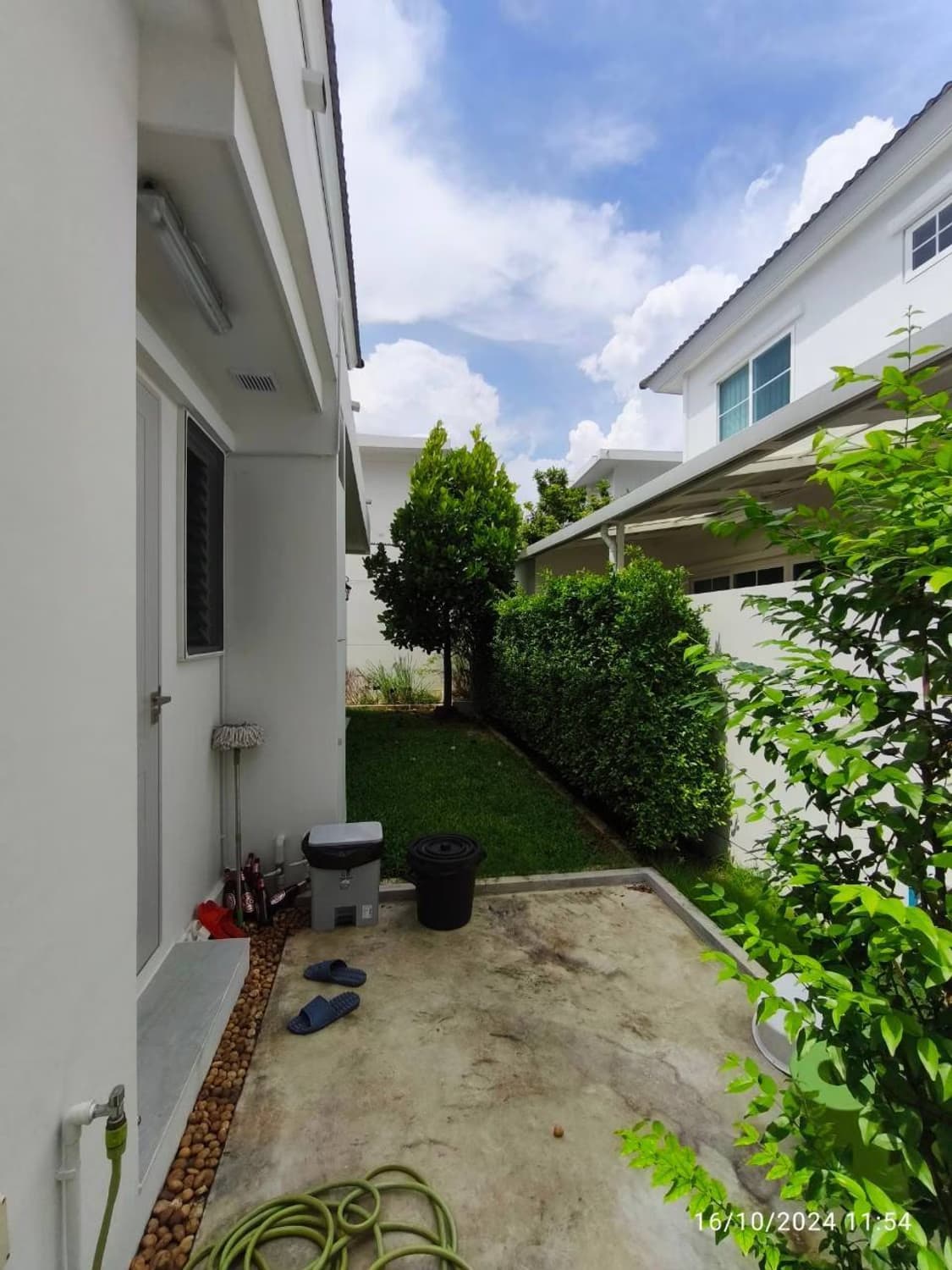 3 Bed House for Rent in Bang Phli - Image 9