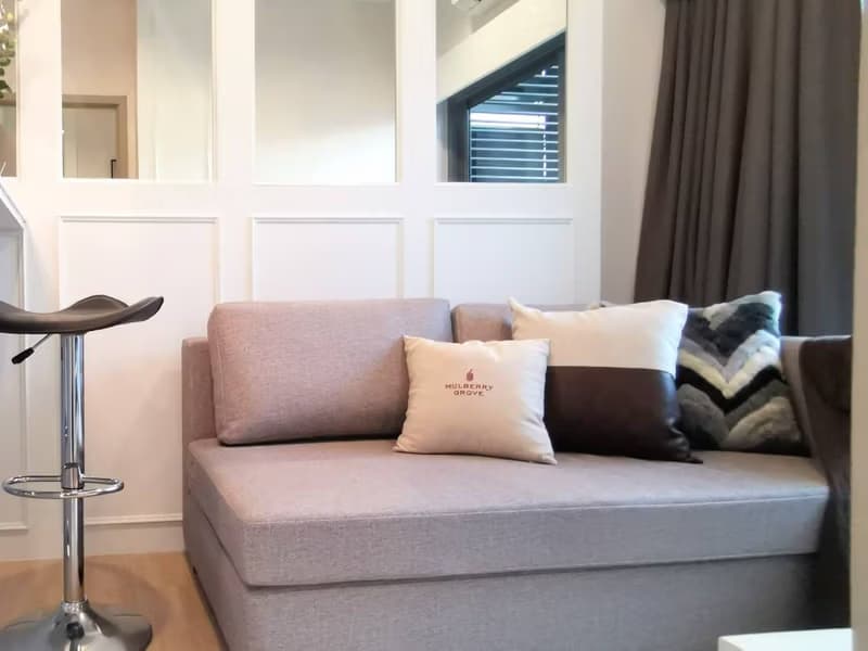 1 Bedroom Condo