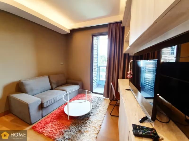 2 Bedroom Condo for Rent at The Lumpini 24