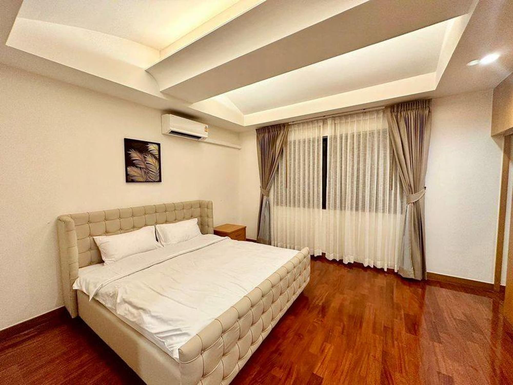 5 Bed House for Rent in Din Daeng - Image 15