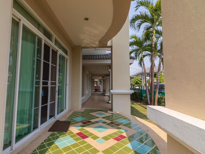 5 Bed House for Rent and Sale in San Sai