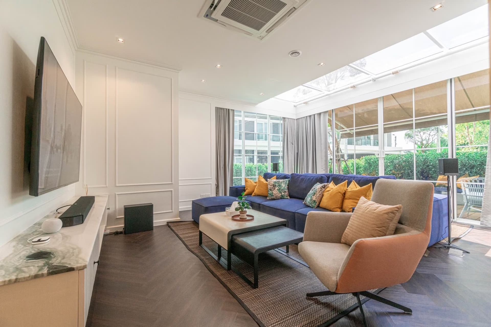 2 Bedroom House - Image 2