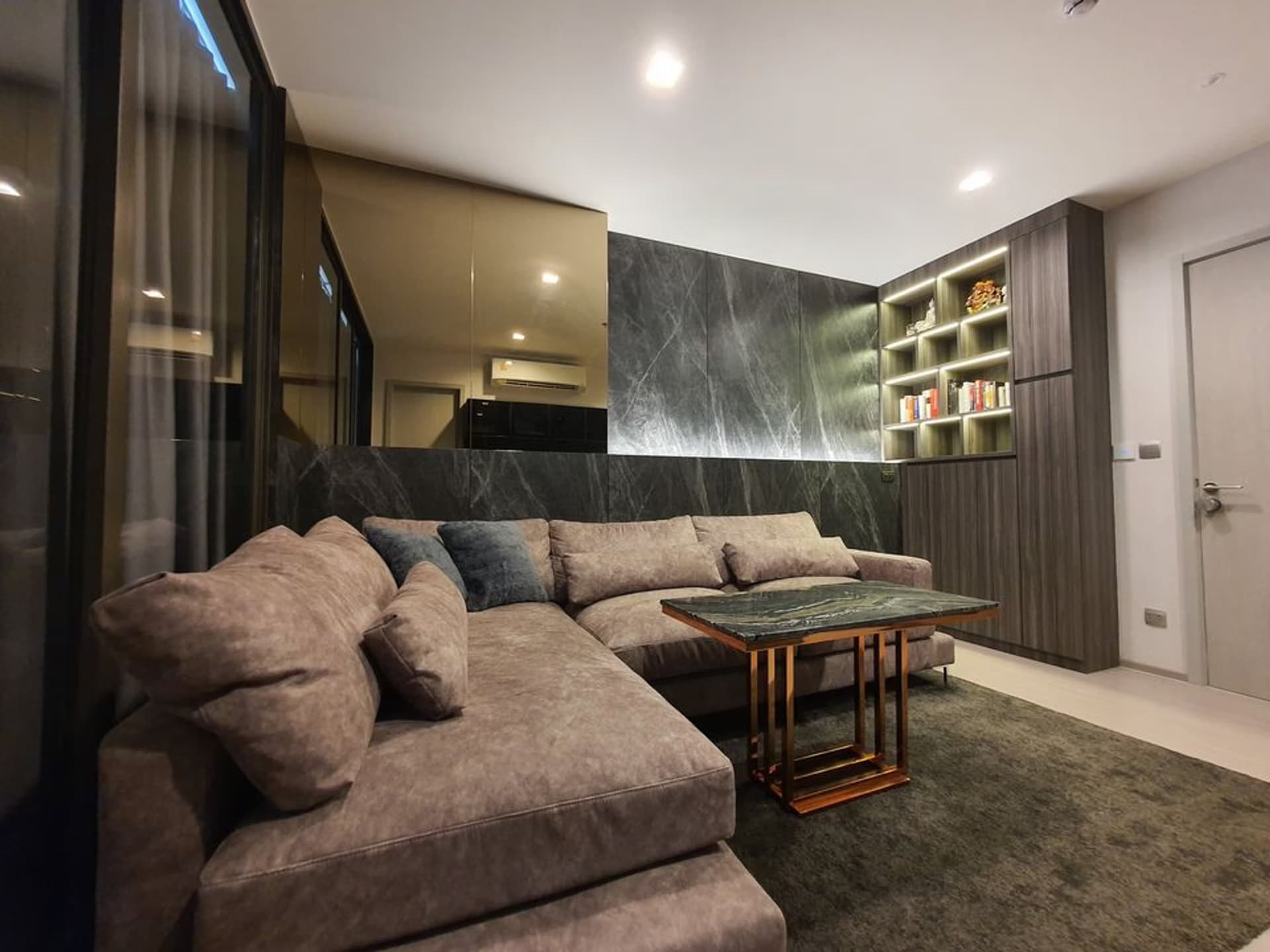 1 Bed Condo for Rent and Sale  Near Bang Chak BTS - Image 3