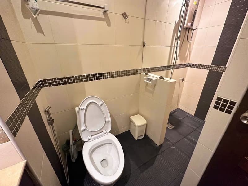 Condo for Sale at Riverside Condo  