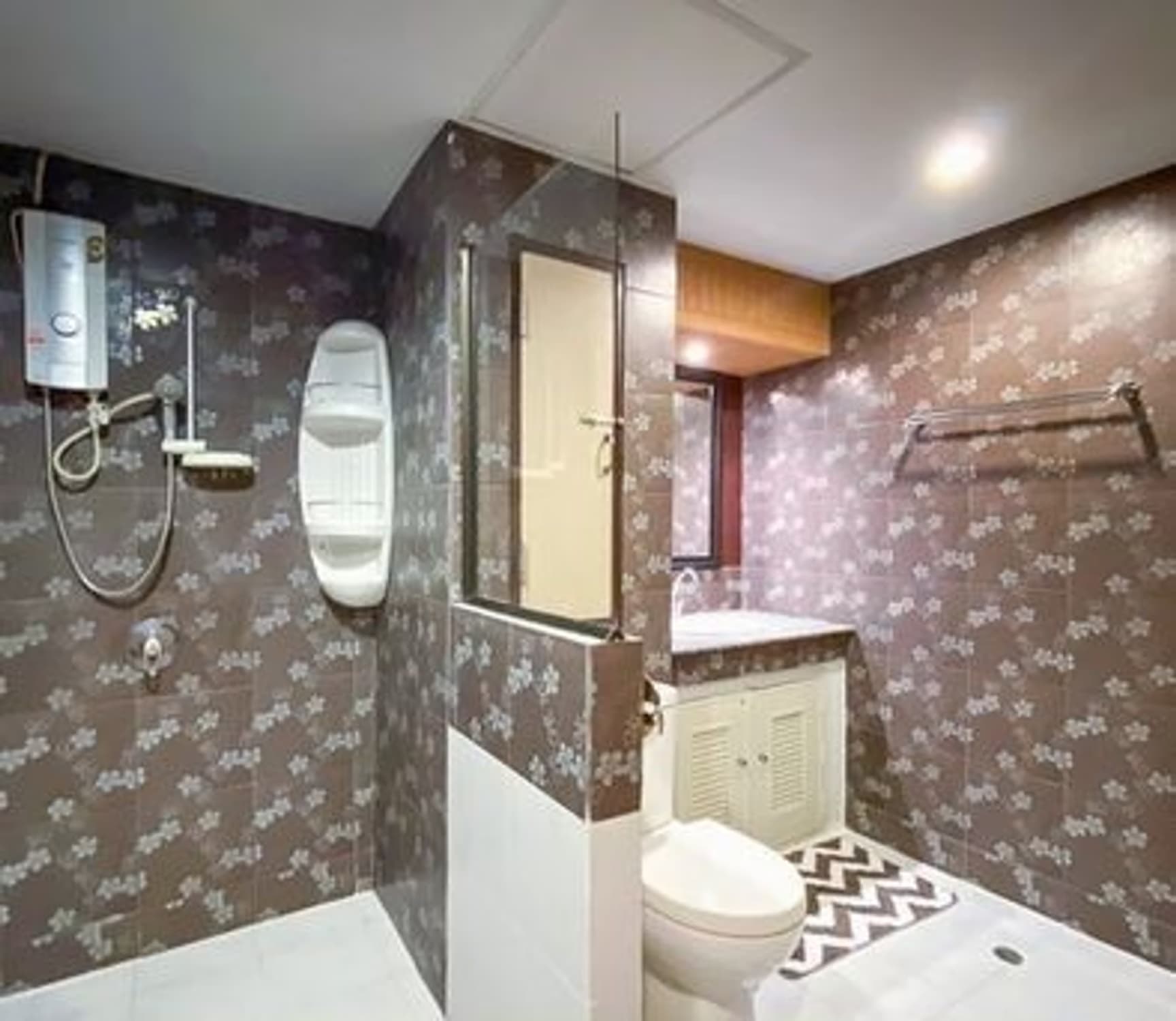 2 Bedroom Condo - Image 7