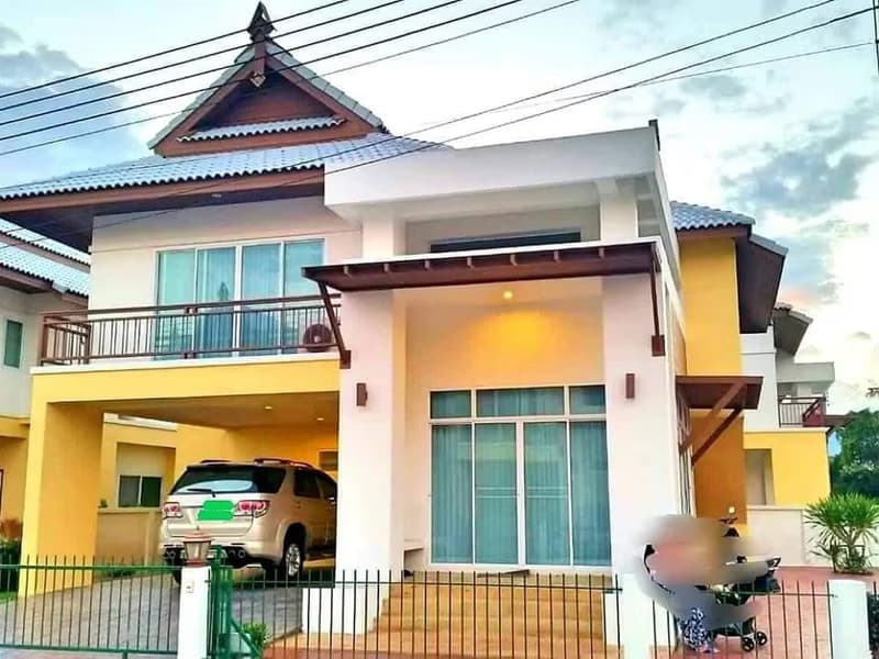 4 Bed House for Rent in Mueang Chiang Mai